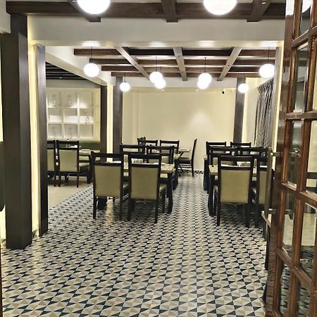 Hotel Serenity Taksa Palace Darjeeling  Esterno foto