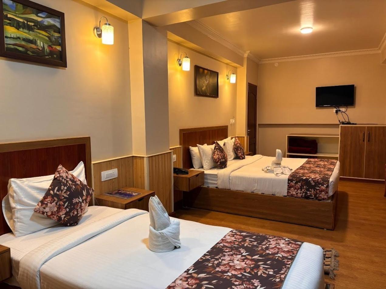 Hotel Serenity Taksa Palace Darjeeling  Esterno foto