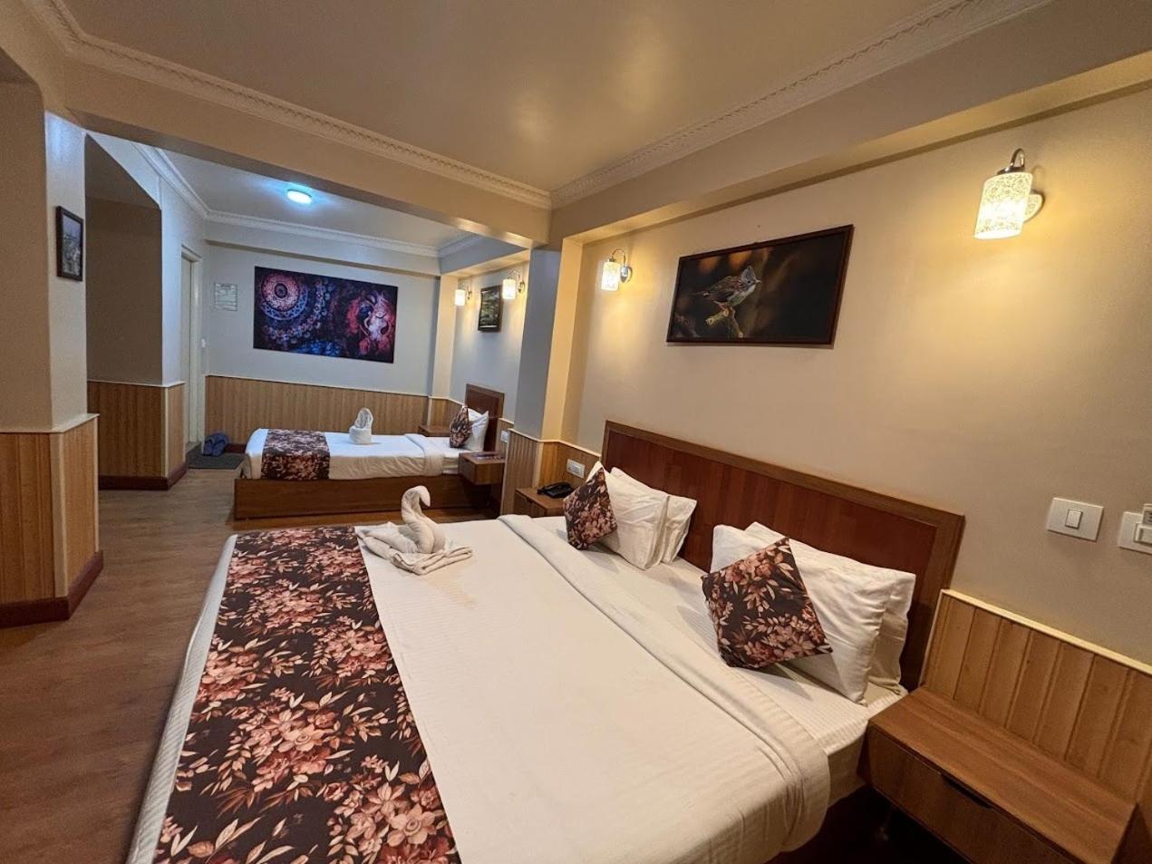 Hotel Serenity Taksa Palace Darjeeling  Esterno foto