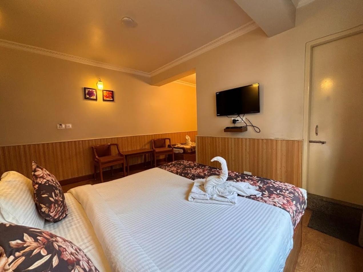 Hotel Serenity Taksa Palace Darjeeling  Esterno foto